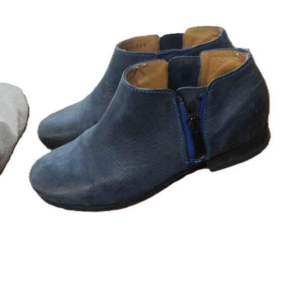 John Fluevog Blue Leather Ankle Zip Shoes – Size 6.5 – Rare Style - Picture 2 of 6